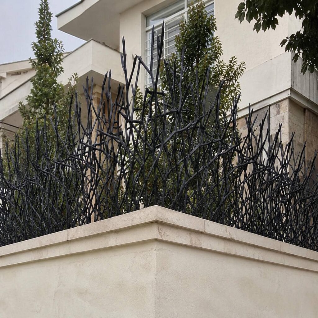 نرده دیوار حیاط مدل شاخ گوزنی